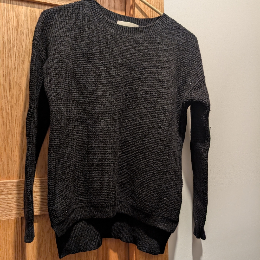 Wilfred Free Charcoal Knit Top